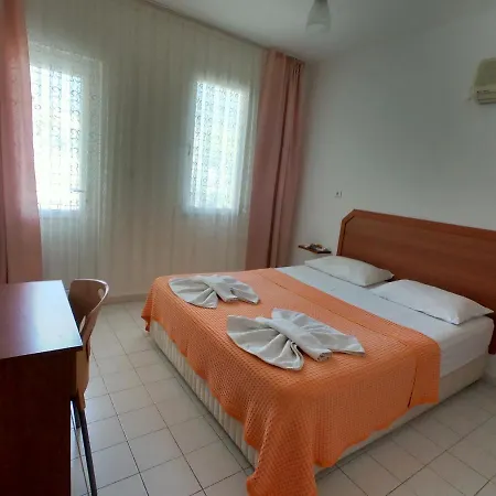 Hotel Sarihan 2*
