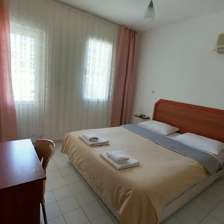 Hotel Sarihan 2*